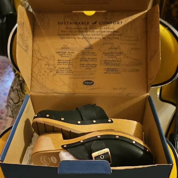 Dr. Scholl's Black Leather Slip-On Clogs with Gold Buckles - Picture 5 of 6